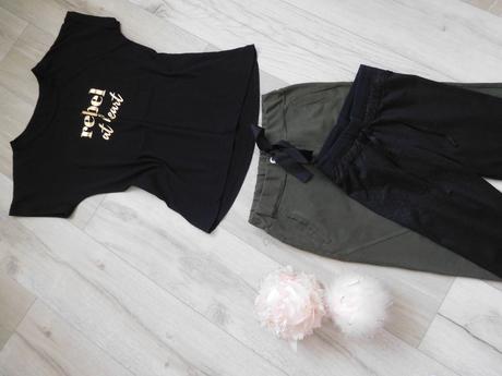 Mikinka +tepláky zelené+tepláky desigual-xs,, xs