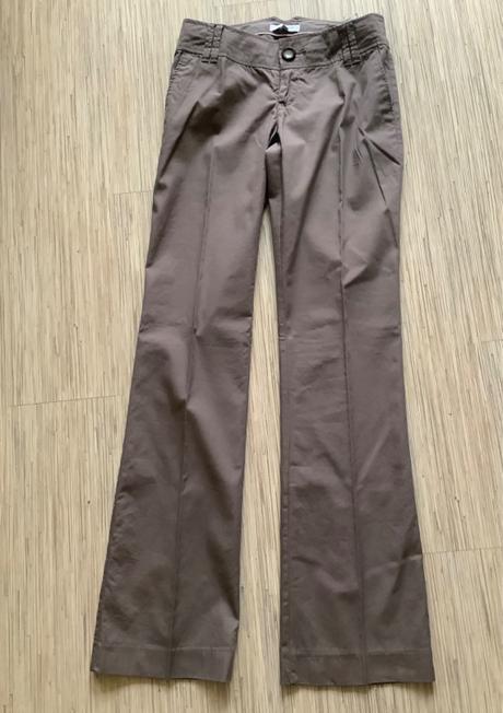 Nohavice s pukmi/123, reserved,s