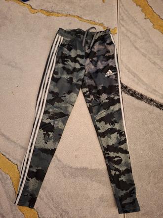 Nové teplaky adidas veľkosť.s, adidas,s