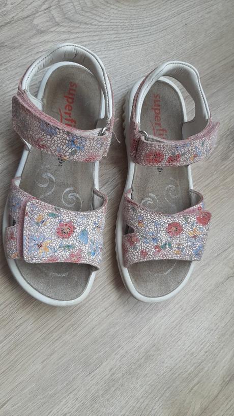 Sandalky superfit ako nove, superfit,32