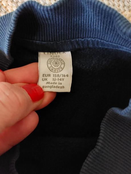 Mikina lindex s meniacimi flitrami 158, lindex,158