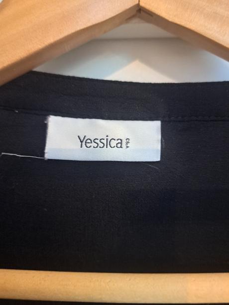 Čierna blúzka, c&a,50