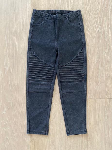 Legíny, calzedonia,104