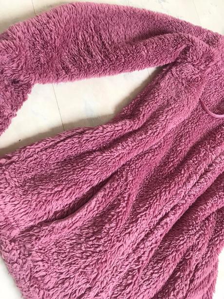 Huňatá teplá mikina, s