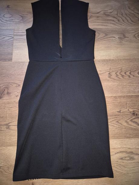 Sexi šaty so štrasovými kamienkami, s