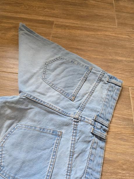 Šortky č.29, sinsay,28