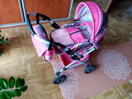 Kočík pre bábiku, 