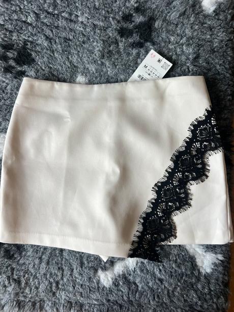 Nové krémové saténové skort zara, zara,m