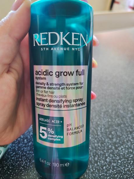 Redken sprej na objem,