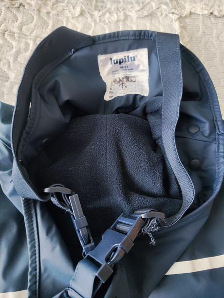 Nohavice do dažďa, lupilu,86