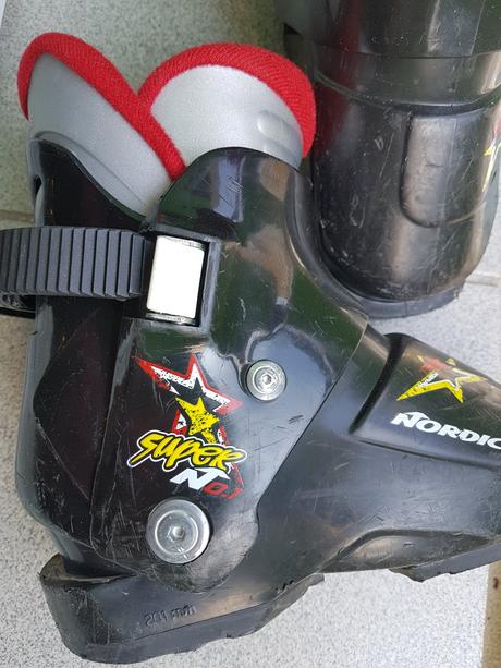 Lyžiarky, rossignol,21