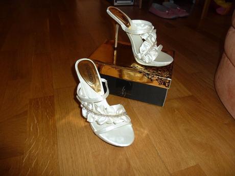 Slávnostné saténové sandále, 40