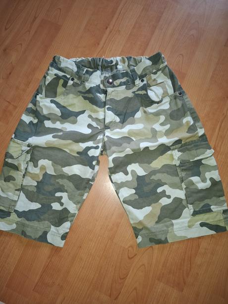 Chlapčenske kraťasy, 134