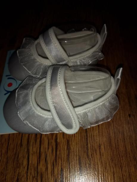 Biele capacky, 17 / 18 / 19 / 20