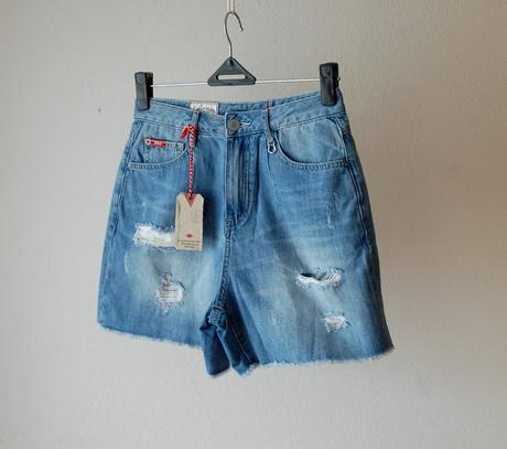 Štýlové destroyed šortky, lee cooper,xs