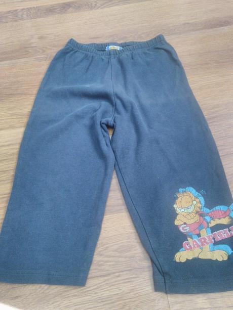 Pyžamove nohavice, 92