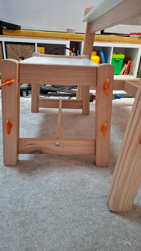 Detsktý rastúci stol ikea flisat,
