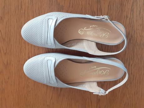 Dámske topánky, 37