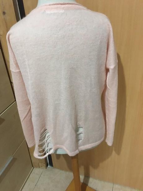Jemný pulóver veľ. 38, 38