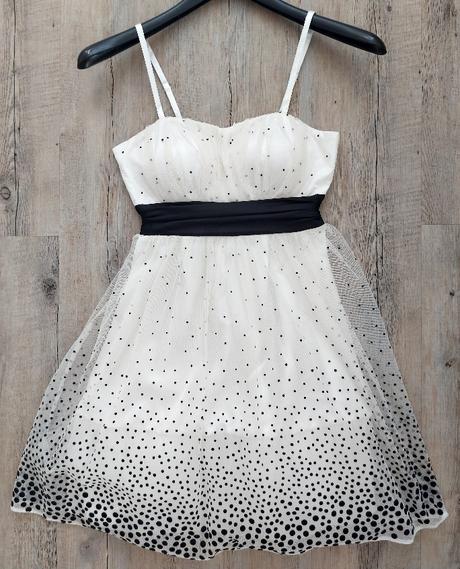 Čiernobiele šaty na ramienka, 36