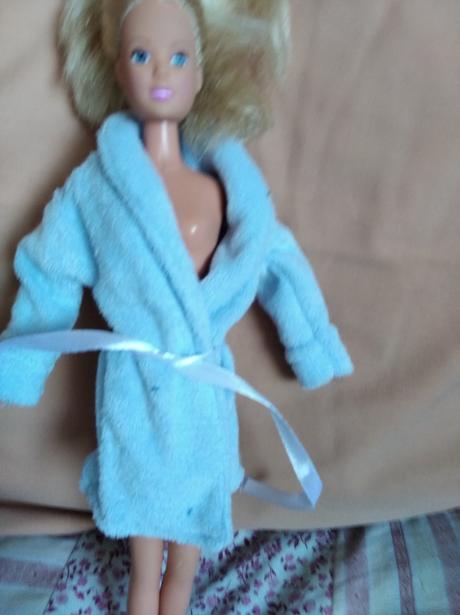 Barbie oblečenie,