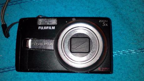 Odolný fotoaparát fujifilm finepix j50 black, fuji