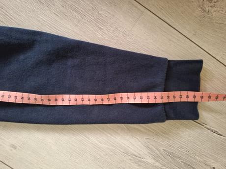 Tepla mikina top stav, 152
