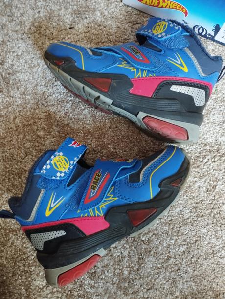 Členkové tenisky na suchý zips hot wheel, deichmann,27