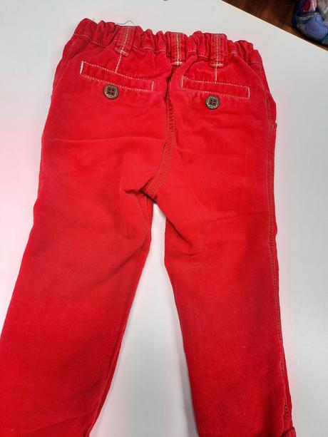 Menčesterové nohavice, 92