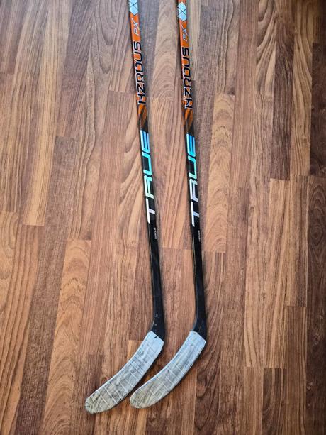 2x hokejka true hzrdus px junior,