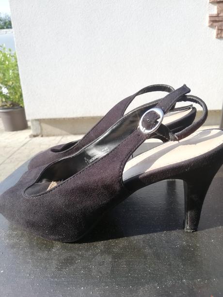 Pohodlné sandále, 37