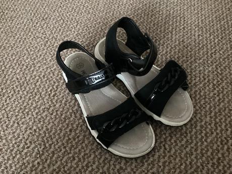 Sandálky, wojtylko,33