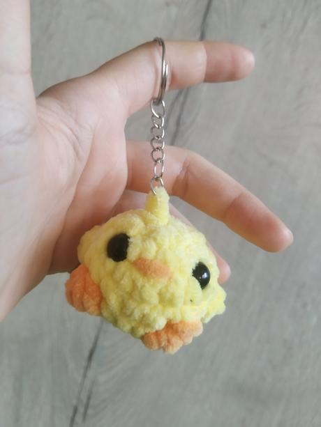 Kľúčenka kuriatko,