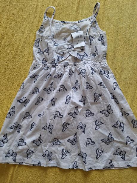 Šaty na predaj, sinsay,116