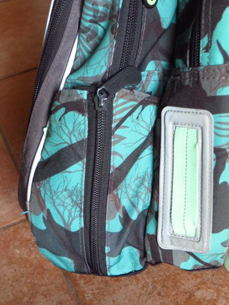 Školská aktovka s dinosaurom topgal + doplnky,