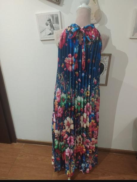 Plisovane maxi šaty, 