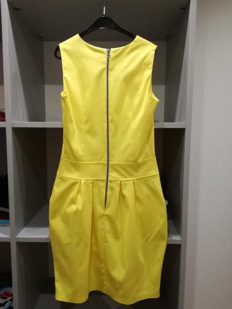 Spoločenské šaty, 38