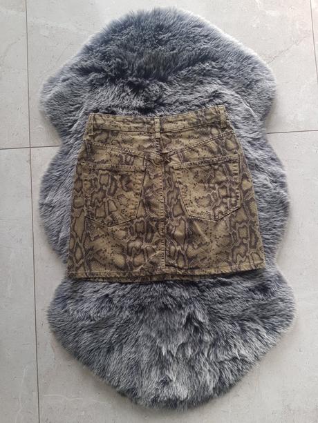 Riflova sukna bershka, bershka,s