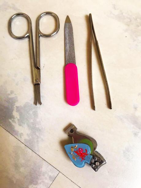 Praktická cestovná manikúra, 