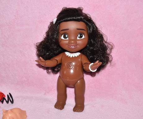 Moana disney chichotavá bábika jakks pacific, 