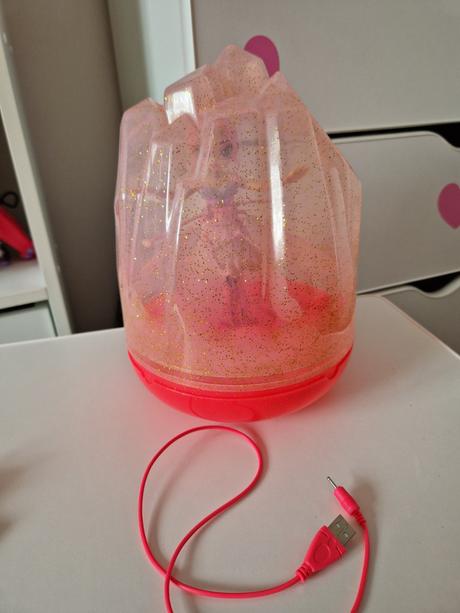 Lietajúca víla hatchimals, 