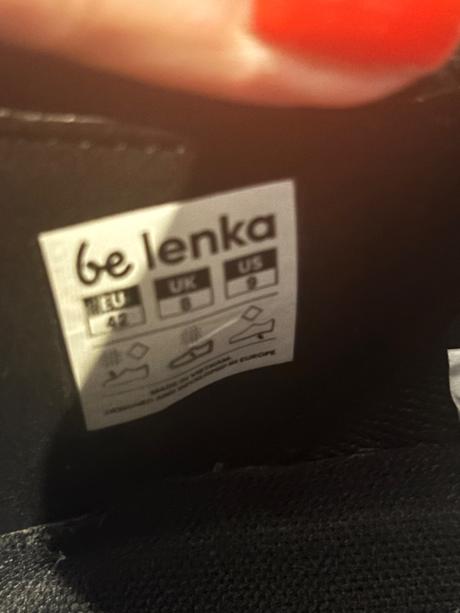 Be lenka v42, be lenka,42