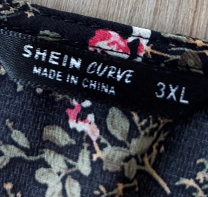 Tenké kvetinové šaty, 44