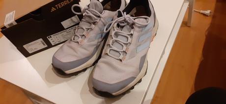 Trekove tenisky, adidas,40