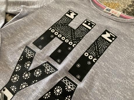 Svetrík s nápisom 146/152, h&m,146