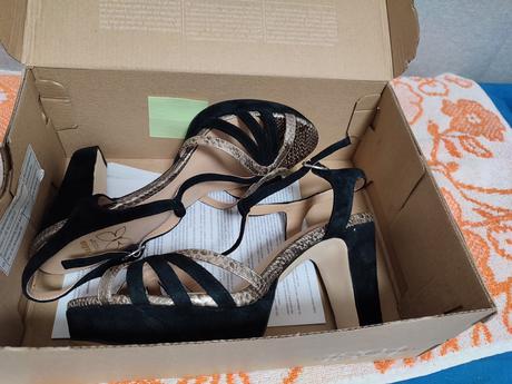 Baťa insolia 41 - dámske kožené sandále, baťa,41