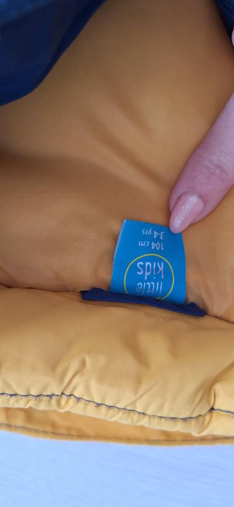 Chlapčenská vesta, pepco,104