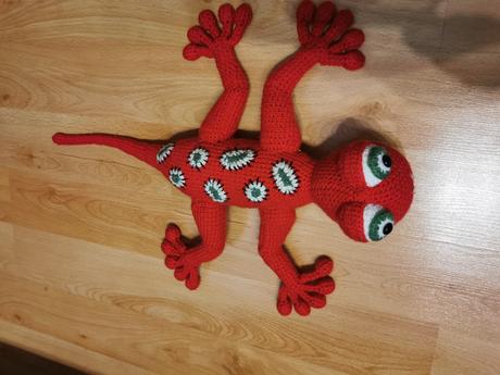 Jašterica ručná práca, 