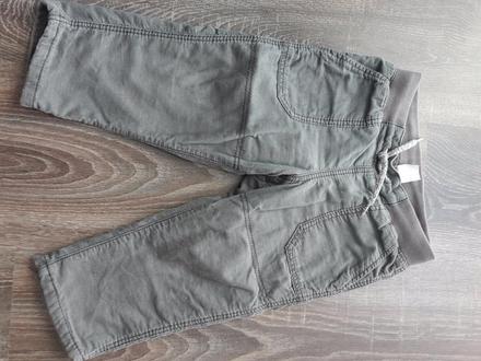 Menčestrove nohavice, h&m,86