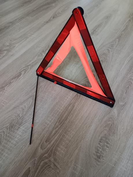 Výstražný trojuholník, 